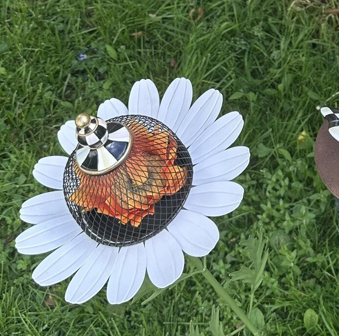Mackenzie Childs Daisy BIRD FEEDER On Stake- White -new Retired