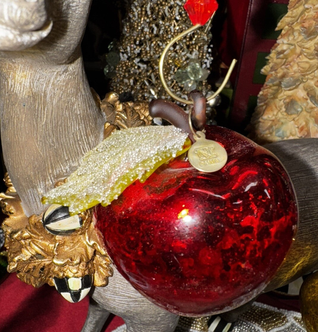 Vintage MMA Metropolitan Museum Of Art Christmas Ornament Hand Blown Glass Apple