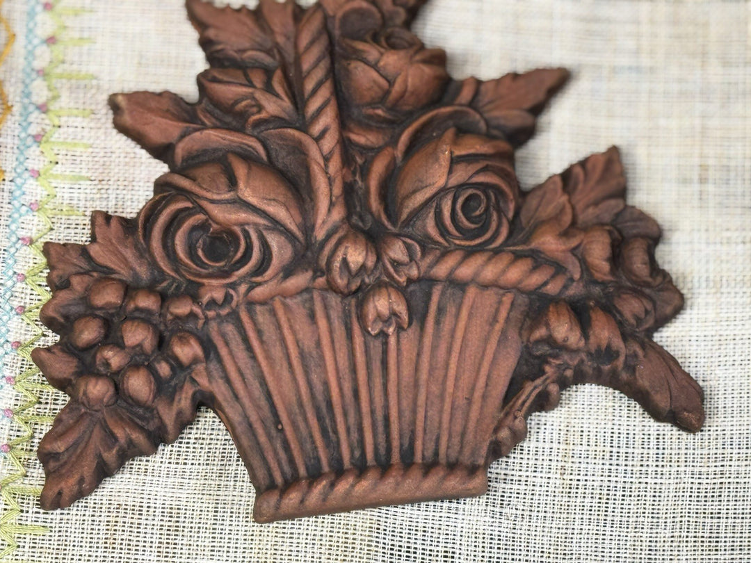 Mackenzie Childs MAJOLICA Floral Flat 6” FLOWER BASKET