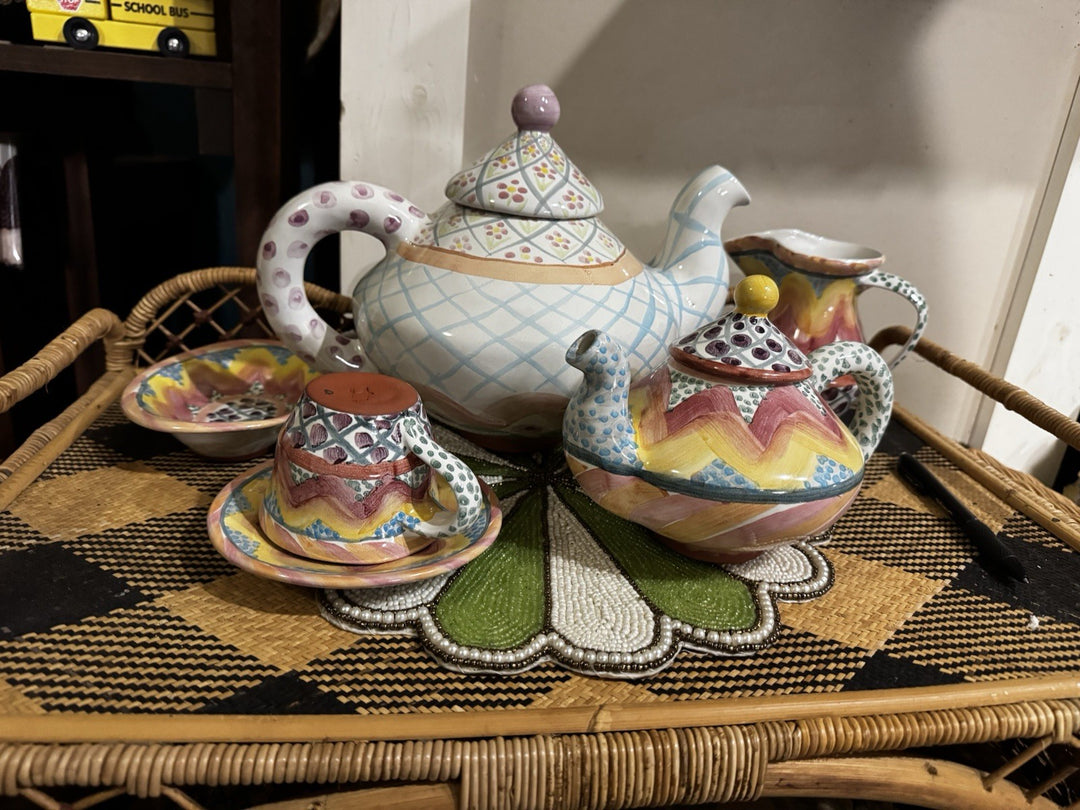 MacKenzie Childs 4 Cup Small Taylor Ceramic  Keukenhof Teapot Retired