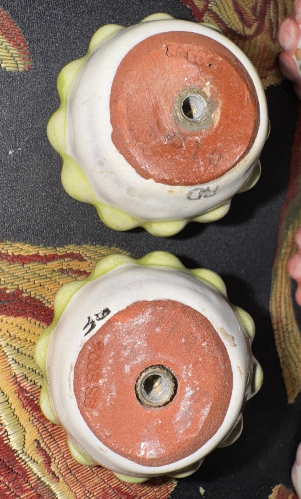 Mackenzie Childs Majolica 1.5 ”  Swoop Multicolor Set Of 2 Knobs Pulls +Hardware