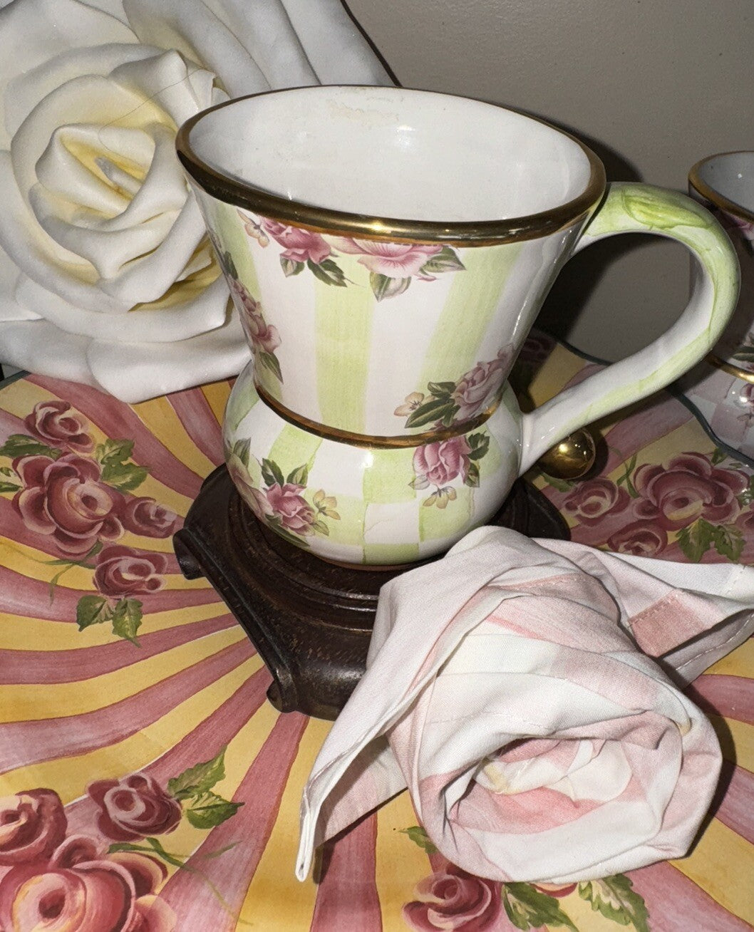 Mackenzie Childs Green Coffee Mug Pottery Honeymoon Sweet Pea Gold Rimmed- Used