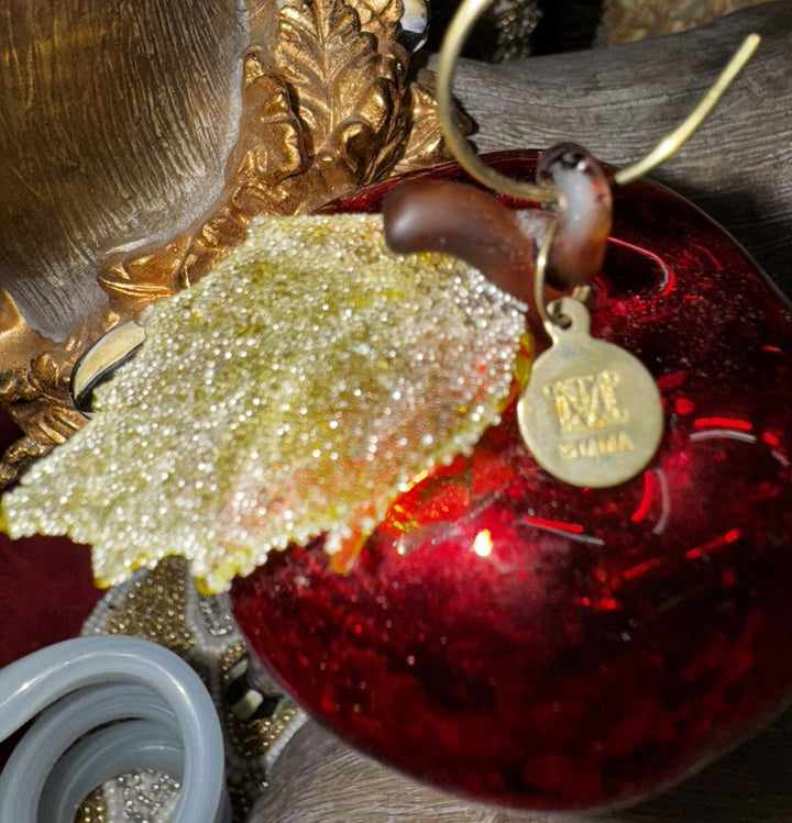 Vintage MMA Metropolitan Museum Of Art Christmas Ornament Hand Blown Glass Apple