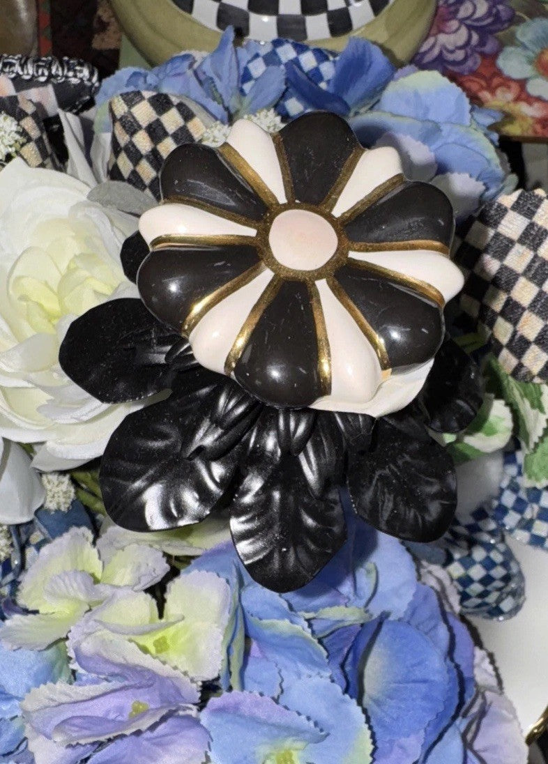 MacKenzie Childs-2” Black And White Flower Knob-on Metal Flower Beaded Stake