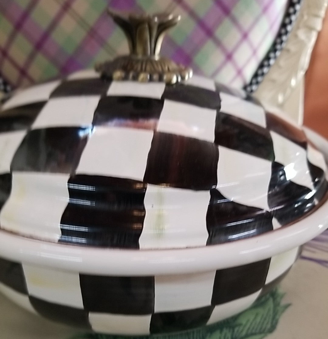 MacKenzie-Childs Courtly Check Medium Enamelware Casserbole 12" Wide New No Box