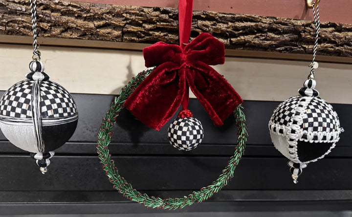MacKenzie Childs Circular Wreath With Courtly Check Ornament 8” Red Bow- New