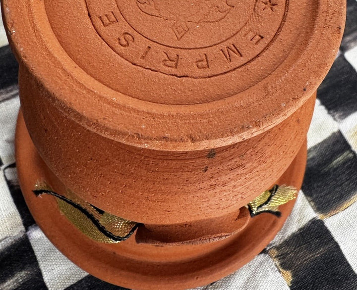 Mackenzie Childs TERRA COTA Victoria & RICHARD Emprise New 5”