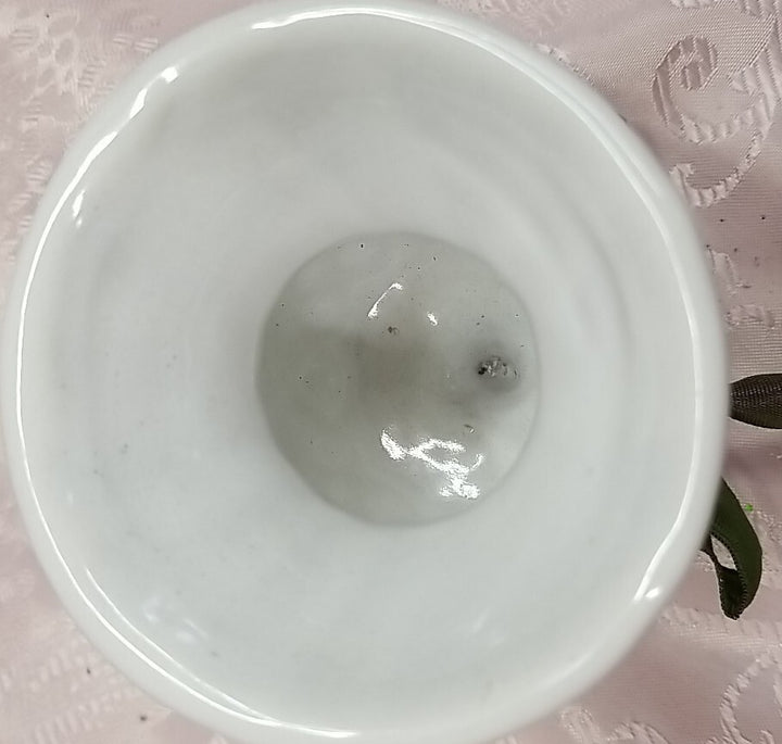Mackenzie Childs Small  Thistle Vase - White Ceramic - Excellent 5” Tall