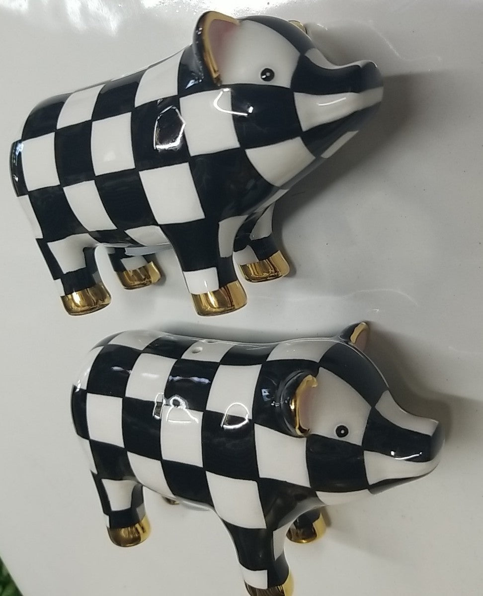 MACKENZIE-CHILDS Courtly Check PIG SALT AND PEPPER Shaker SET NEW in BOX
