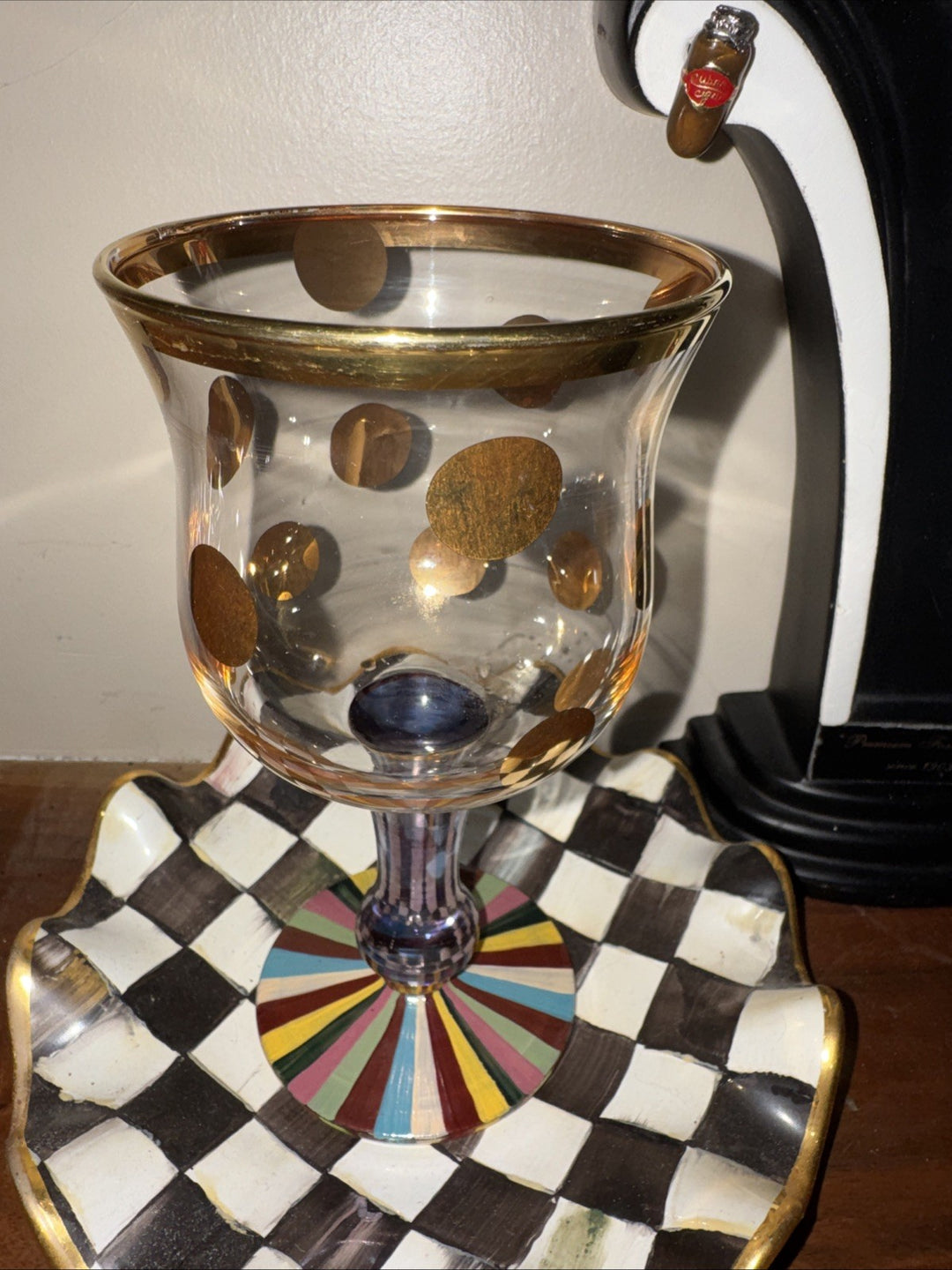 One Mackenzie Childs fox Trot Foxtrot Wine Glass Retired Pattern Excellent