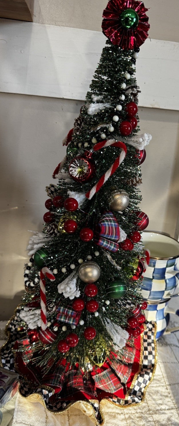 MACKENZIE-CHILD'S"HIGHLAND NOSTALGIA" DECORATIVE MINI HOLIDAY TREE,NEW, RETIRED